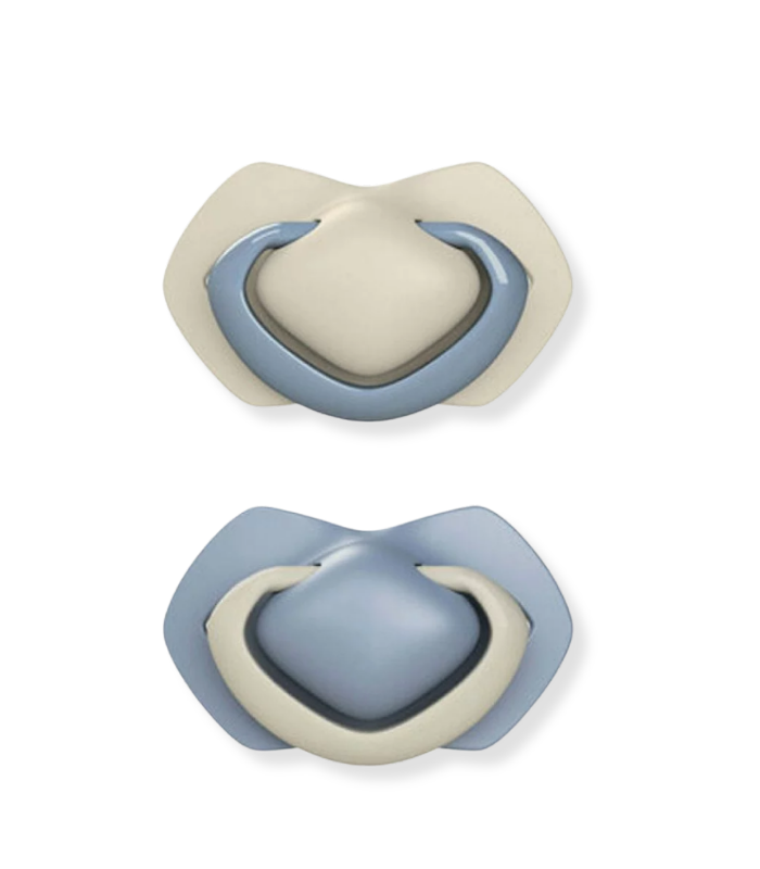 CANPOL_2_SUCETTES_UNIVERSELLES_0-6M_PURE_BLEU_22_655[1]